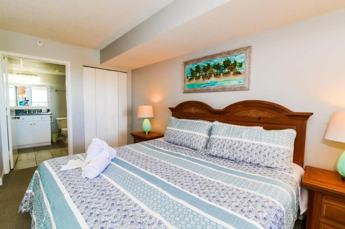 The Blue Dune Oceanfront Huge Balcony W Lazy River Myrtle Beach United States — Book Holiday